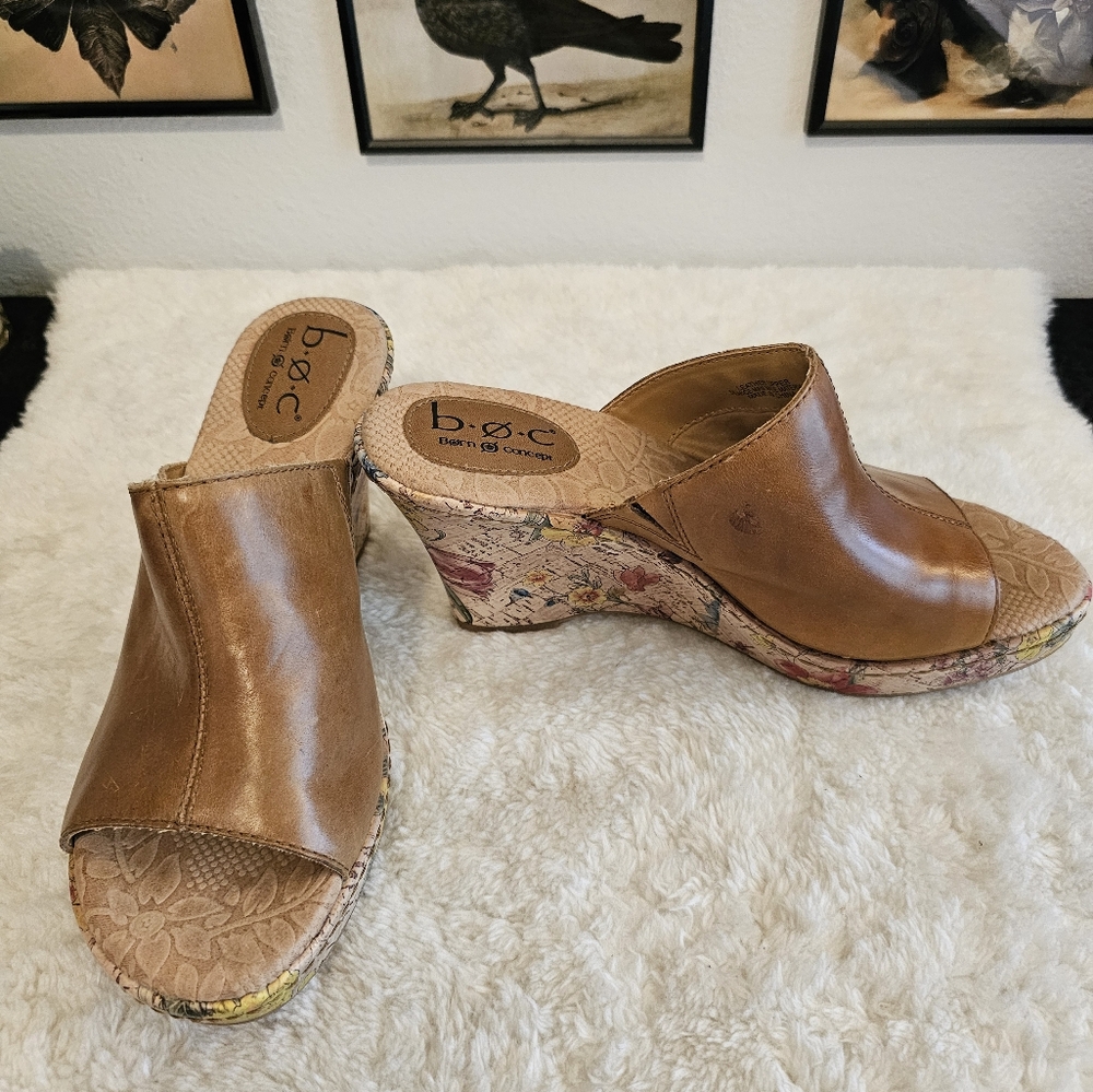 B.O.C Tan leather wedge sandals
